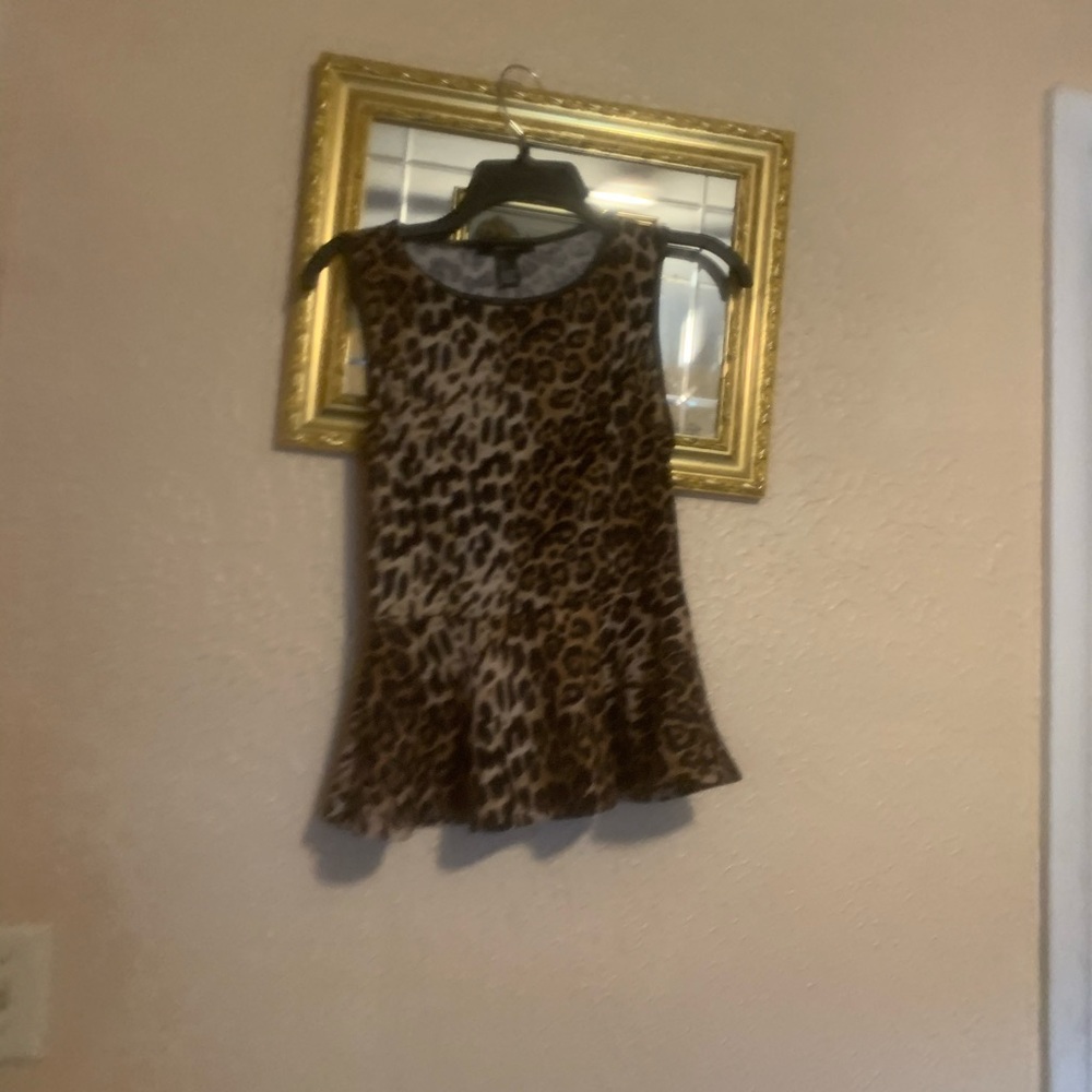 Top - Picture 2 of 5